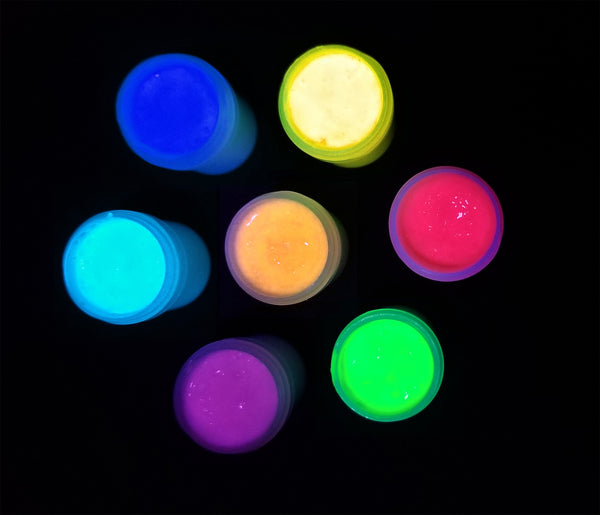 Transparent UV Reactive Blacklight Paint